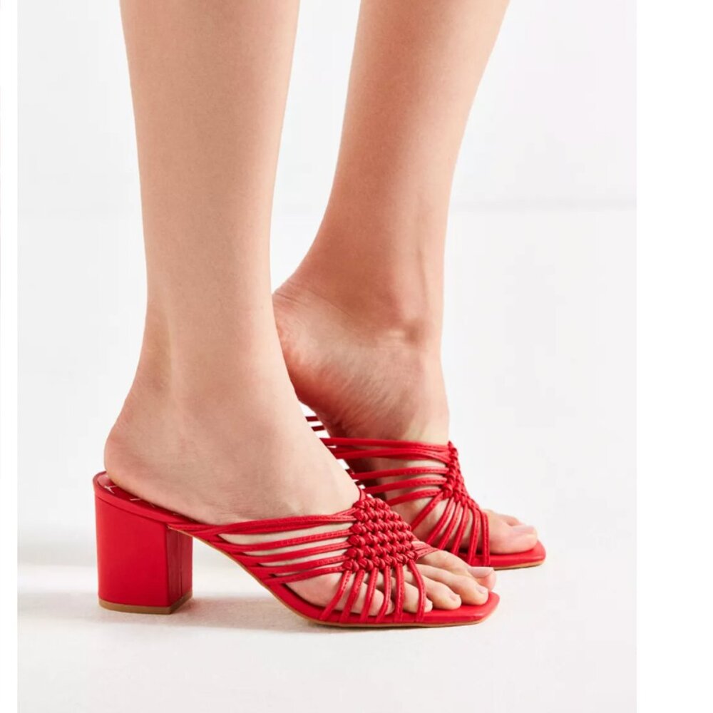 Urban Outfitters Dolce Vita Delana Sandal red woven leather - Picture 5 of 9
